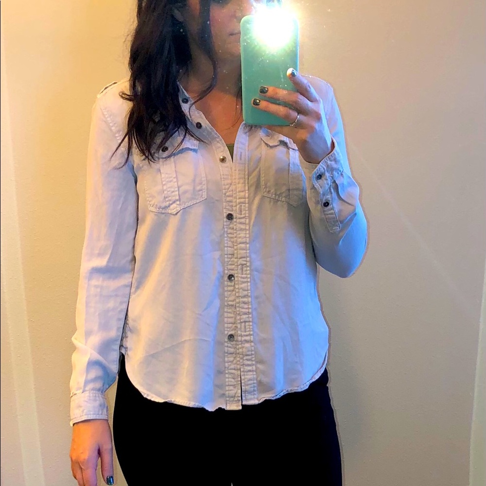 A&E boyfriend fit button up